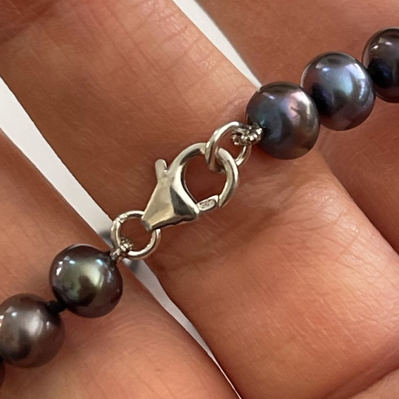 Peacock grey freshwater pearl bead necklace - Picture 5 of 7